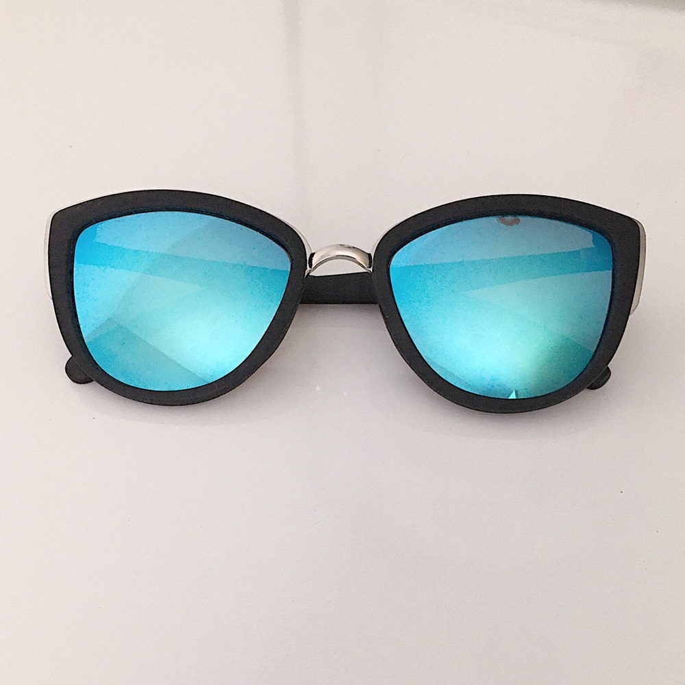 Quay Australia “My Girl” sunglasses